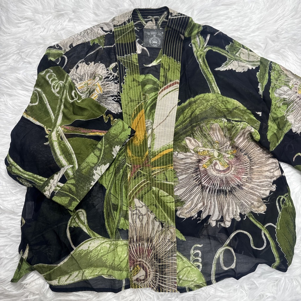 One Hundred Stars Kimono OS New Passion Floral Vibrant Open Front Relaxed Light